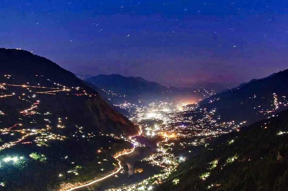 Kullu Manali Tour Package | Kasol | Rohtang Pass | Volvo