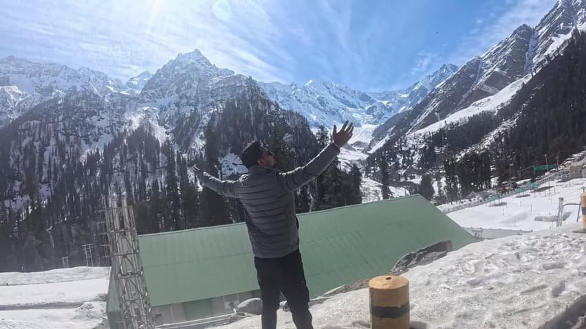 kullu manali kasol jibhi tour package